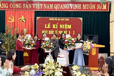 Trường Tiểu học Nam Thanh long trọng tổ chức lễ kỉ niệm ngày Quốc tế phụ nữ 8/3